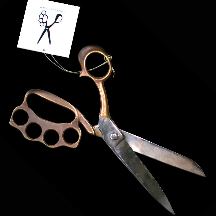 brass_knuckle_scirrors-real.png